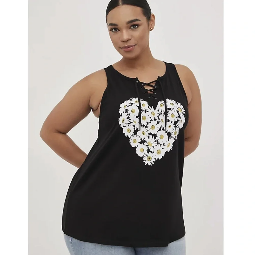 Torrid Black Tank Top with Daisy Heart Design - Picture 1 of 7